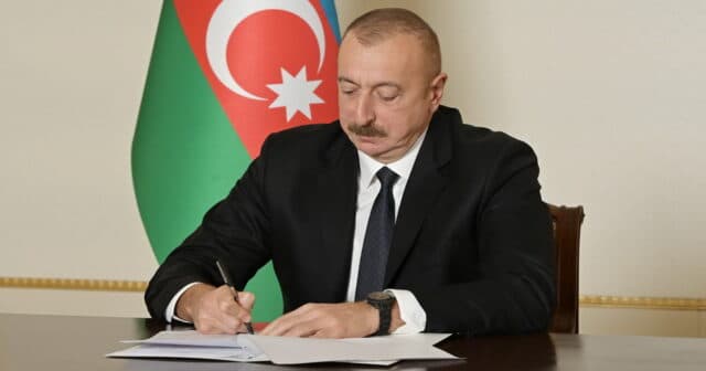Prezident Ələt azad iqtisadi zonası ilə bağlı SƏRƏNCAM İMZALADI Prezident Ələt azad iqtisadi zonası ilə bağlı SƏRƏNCAM İMZALADI