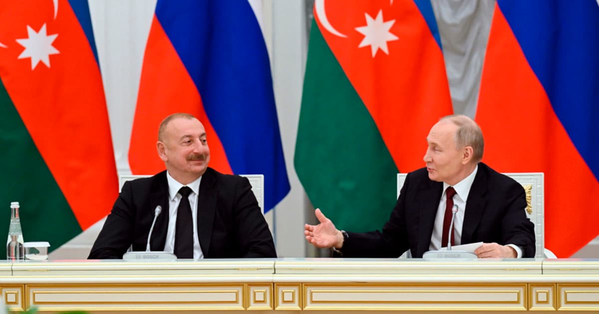 Rusiya Prezidenti: Heydər Əliyev Baykal-Amur magistralının tarixində müstəsna, böyük rol oynayıb Rusiya Prezidenti: Heydər Əliyev Baykal-Amur magistralının tarixində müstəsna, böyük rol oynayıb