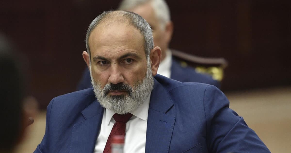 Paşinyan sərhəddəki delimitasiya barədə hesabat verib Paşinyan sərhəddəki delimitasiya barədə hesabat verib