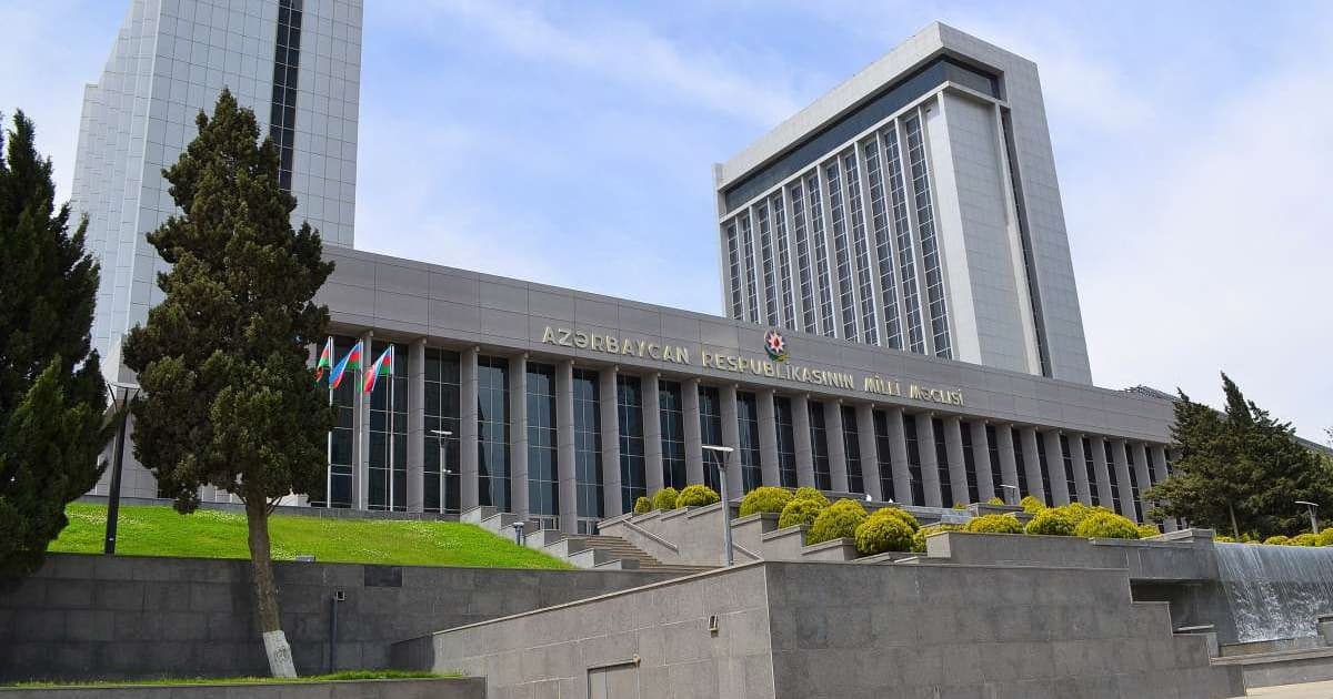 Azərbaycanda deputatın səlahiyyətlərinə xitam verildi – FOTO Azərbaycanda deputatın səlahiyyətlərinə xitam verildi – FOTO
