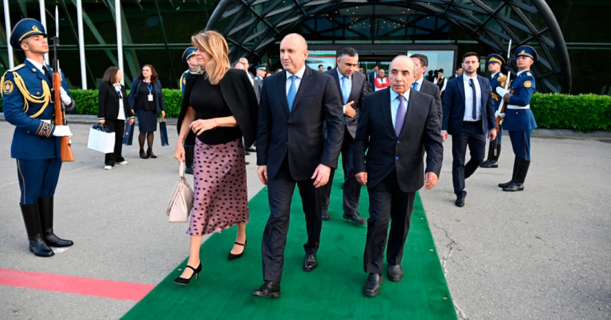Bolqarıstan Prezidenti Rumen Radevin Azərbaycana rəsmi səfəri başa çatıb Bolqarıstan Prezidenti Rumen Radevin Azərbaycana rəsmi səfəri başa çatıb