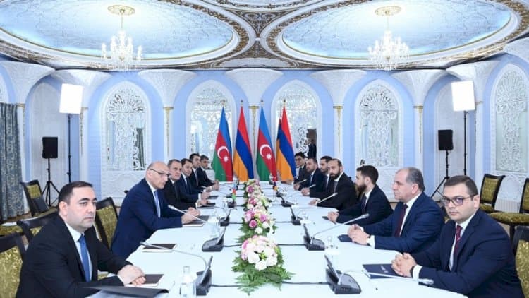 Azərbaycan və Ermənistan arasında razılıq əldə olundu Azərbaycan və Ermənistan arasında razılıq əldə olundu