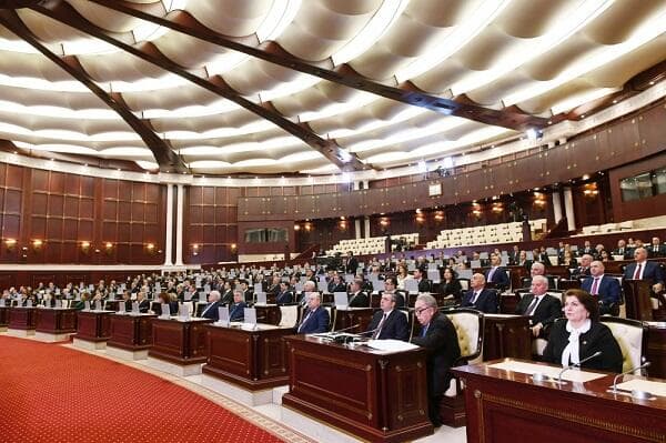 Milli Məclisin növbədənkənar sessiyası olacaq Milli Məclisin növbədənkənar sessiyası olacaq
