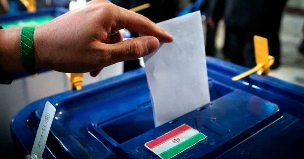 İranda seçkiqabağı təbliğat kampaniyası başlayır İranda seçkiqabağı təbliğat kampaniyası başlayır