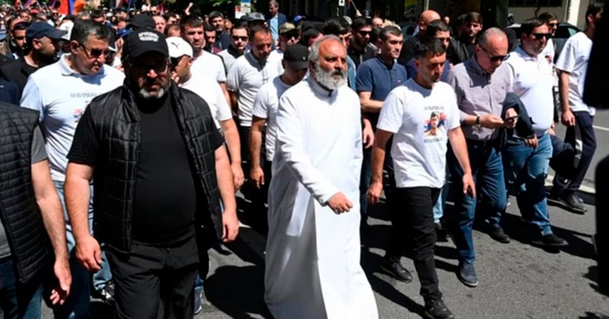 Ermənistanda siyasi böhran dərinləşir – Qarabağ klanı Baqrata qoşulur – ŞƏRH Ermənistanda siyasi böhran dərinləşir – Qarabağ klanı Baqrata qoşulur – ŞƏRH