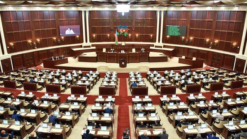 Milli Məclisin iclası başladı: 17 məsələyə baxılacaq Milli Məclisin iclası başladı: 17 məsələyə baxılacaq