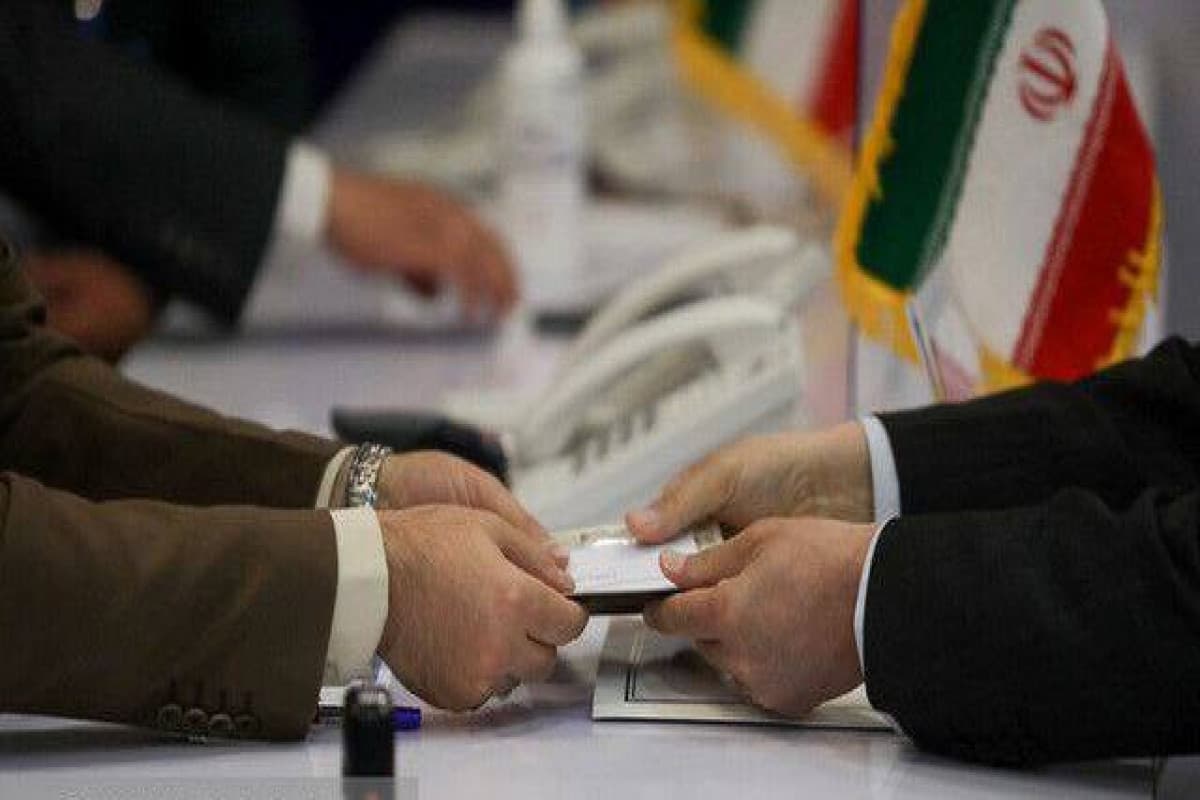 İranda prezident seçkilərinin ikinci turu olacaq İranda prezident seçkilərinin ikinci turu olacaq