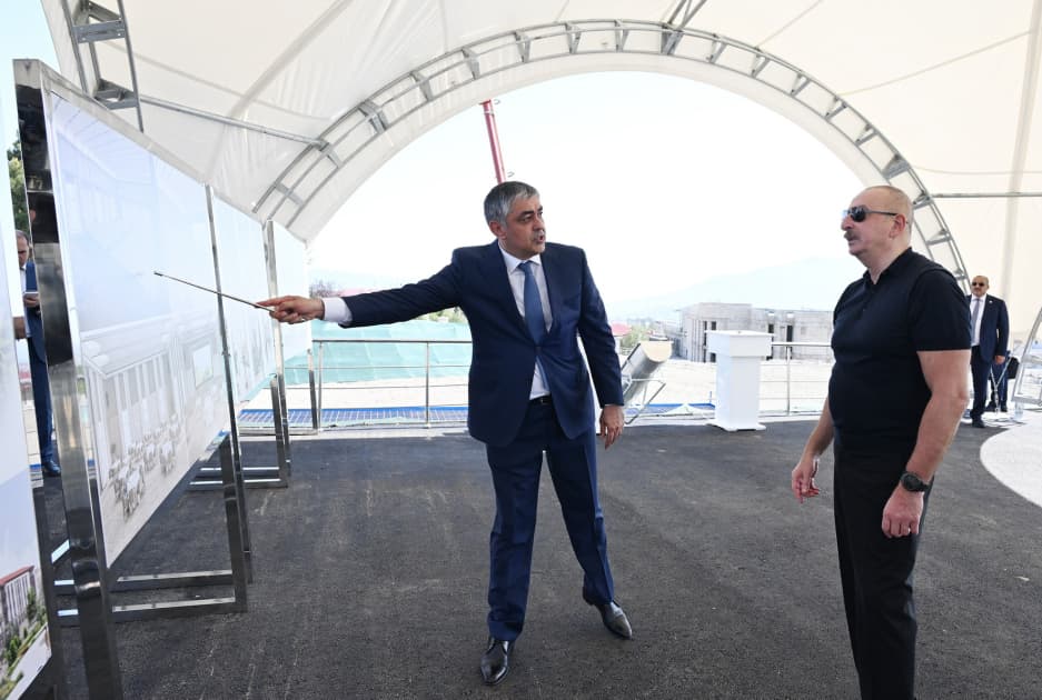 Xankəndi Konqres Mərkəzinin təməli qoyulub Xankəndi Konqres Mərkəzinin təməli qoyulub