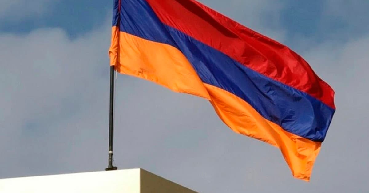 ABŞ və Aİ Ermənistanı silahlandıraraq regionda çirkin oyunlarını həyata keçirmək istəyirlər – RƏY ABŞ və Aİ Ermənistanı silahlandıraraq regionda çirkin oyunlarını həyata keçirmək istəyirlər – RƏY