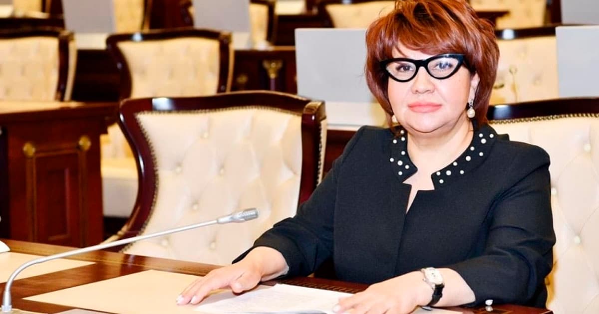 Deputat Afət Həsənova CV-si ilə gündəm oldu – FOTO Deputat Afət Həsənova CV-si ilə gündəm oldu – FOTO