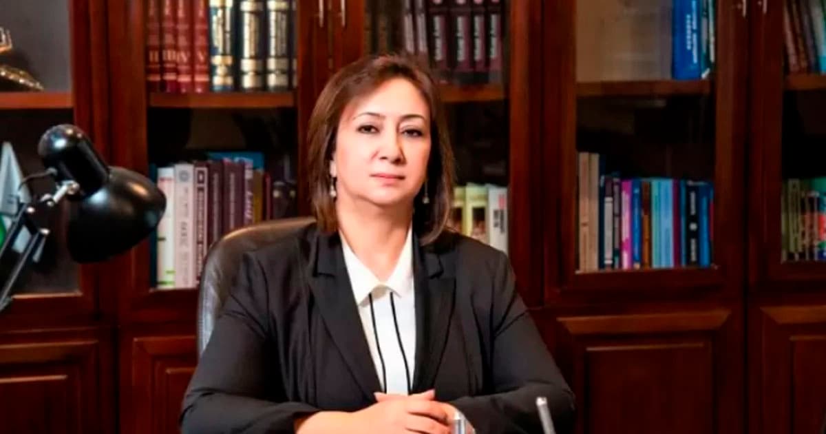 Qısa müddətdə milyonçu-oliqarxa çevrilən NAMİZƏD: Mehriban Vəliyeva çox bahalı villasını necə tikdirib? Qısa müddətdə milyonçu-oliqarxa çevrilən NAMİZƏD: Mehriban Vəliyeva çox bahalı villasını necə tikdirib?