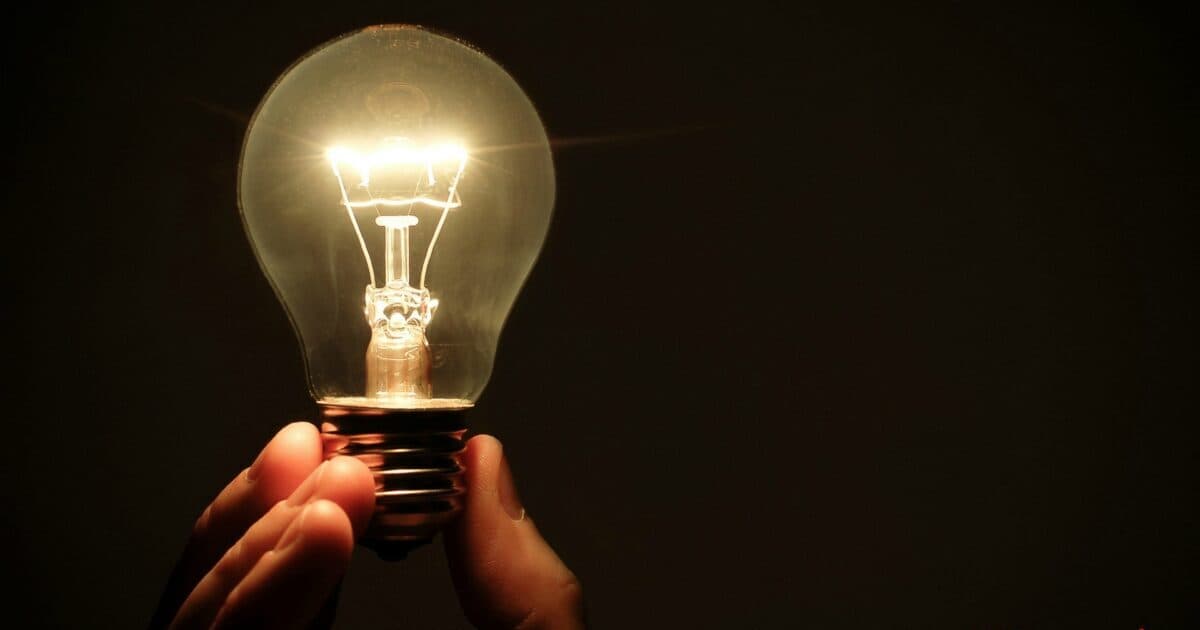 “Bu bina və evlərə elektrik enerjisi güzəştlə verilsin” – MM-də TƏKLİF “Bu bina və evlərə elektrik enerjisi güzəştlə verilsin” – MM-də TƏKLİF
