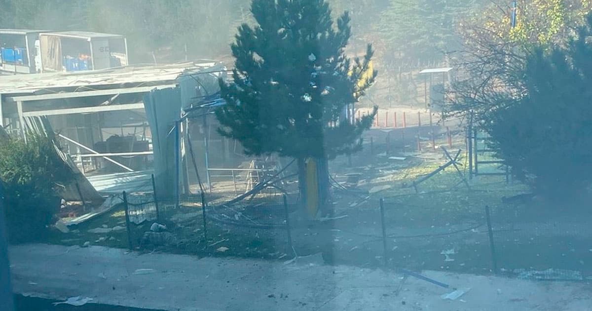 Azərbaycan XİN Türkiyədə törədilmiş terror aktını pisləyib Azərbaycan XİN Türkiyədə törədilmiş terror aktını pisləyib