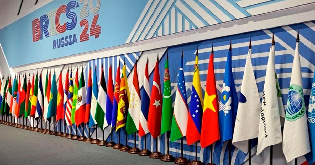 BRICS sammitində tərəflərin vasitəçisiz bir araya gəlməsi sülhlə bağlı ümidləri artırdı – RƏY BRICS sammitində tərəflərin vasitəçisiz bir araya gəlməsi sülhlə bağlı ümidləri artırdı – RƏY