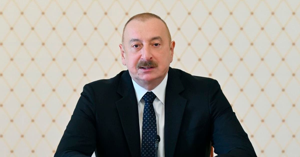 Prezidentin təyyarəsi Moskva üzərindən geri qayıdıb Prezidentin təyyarəsi Moskva üzərindən geri qayıdıb