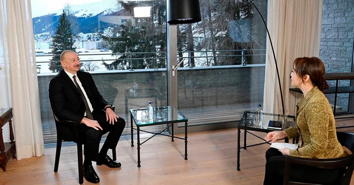Prezidentin nüfuzlu telekanala müsahibəsi: Azərbaycan dünyanın siyasi və iqtisadi xəritəsində öz yerini tutub – ŞƏRH Prezidentin nüfuzlu telekanala müsahibəsi: Azərbaycan dünyanın siyasi və iqtisadi xəritəsində öz yerini tutub – ŞƏRH