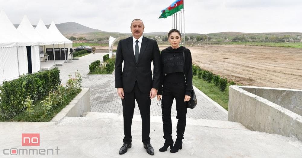Prezident və xanımı Sarıcalı kəndinin açılışında iştirak ediblər Prezident və xanımı Sarıcalı kəndinin açılışında iştirak ediblər
