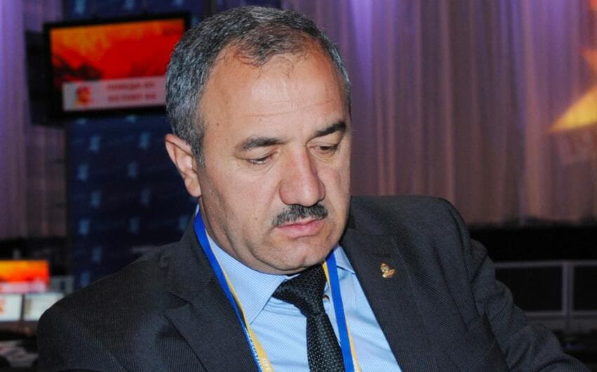 Prezidentin Mətbuat Xidmətinin sektor müdiri işdən çıxarıldı Prezidentin Mətbuat Xidmətinin sektor müdiri işdən çıxarıldı