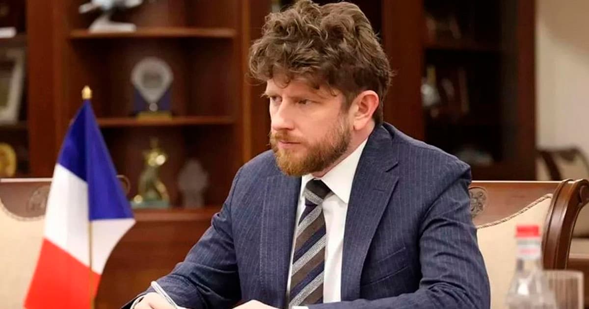 Erməniləri belə təəccübləndirən yalan: Dekontinyi Ermənistanı “azadlıq vadisi” kimi görür – ŞƏRH Erməniləri belə təəccübləndirən yalan: Dekontinyi Ermənistanı “azadlıq vadisi” kimi görür – ŞƏRH