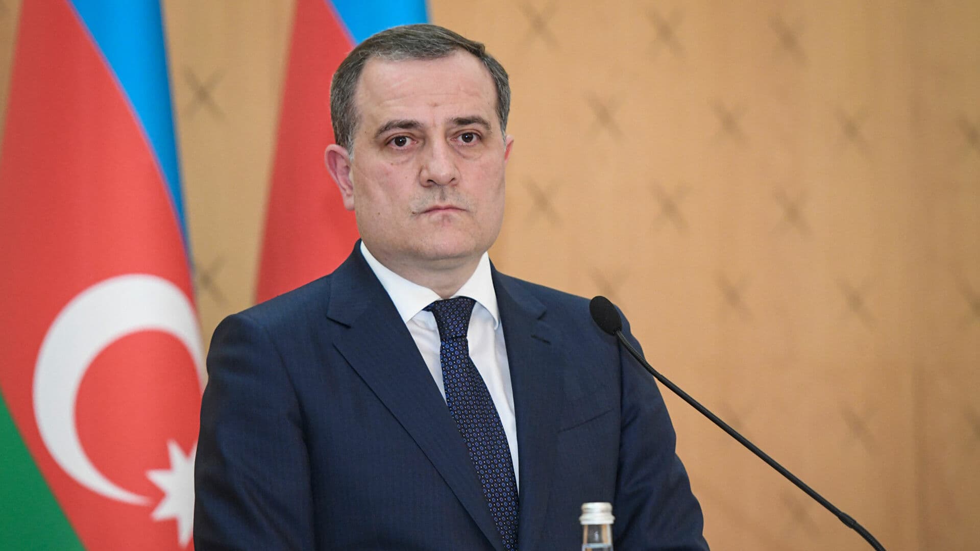 Azərbaycan TDT Katibliyinin hesabına əlavə 2 milyon dollar köçürüb Azərbaycan TDT Katibliyinin hesabına əlavə 2 milyon dollar köçürüb