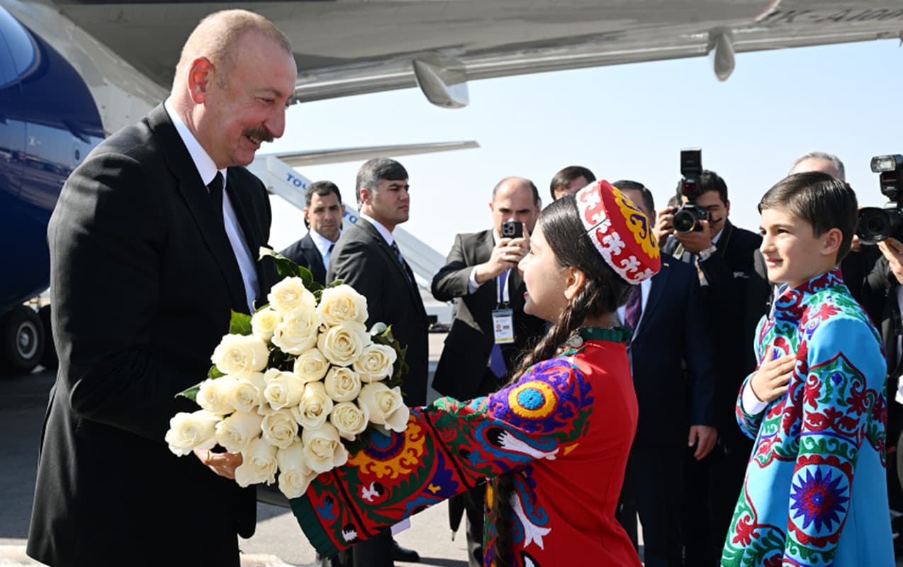 İlham Əliyev Düşənbədədir – Fotolar İlham Əliyev Düşənbədədir – Fotolar