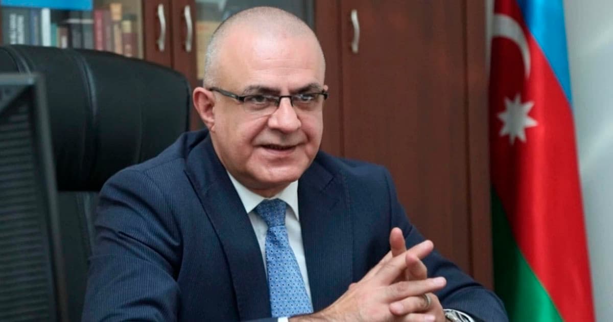 Deputat Elçin Mirzəbəyli ƏHD Partiyasının üzvlüyündən xaric edilib Deputat Elçin Mirzəbəyli ƏHD Partiyasının üzvlüyündən xaric edilib