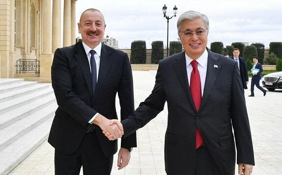 Astanada İlham Əliyevin rəsmi qarşılanma mərasimi keçirildi Astanada İlham Əliyevin rəsmi qarşılanma mərasimi keçirildi