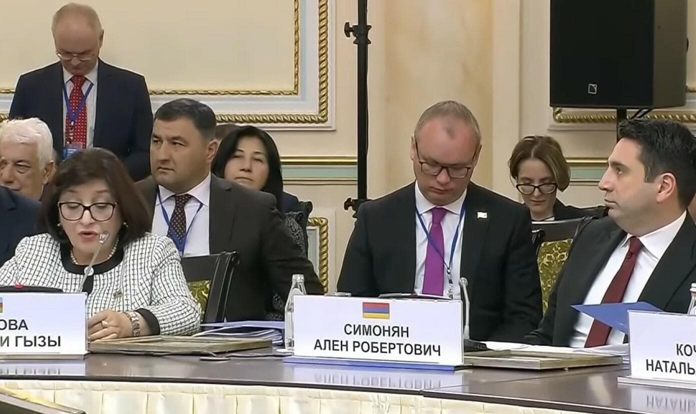 Qafarova və Simonyan nələri müzakirə etdi? Qafarova və Simonyan nələri müzakirə etdi?