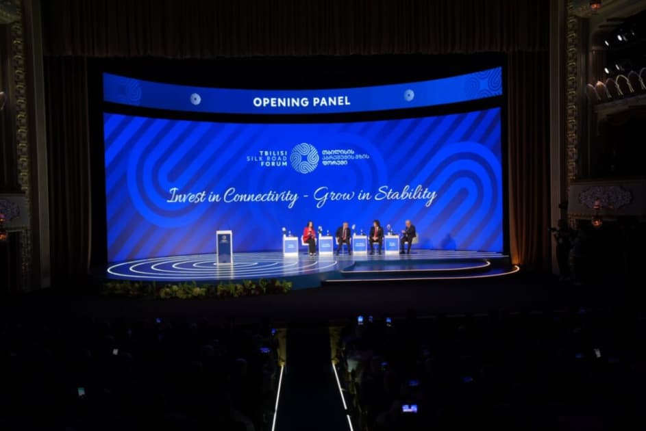 Gürcüstanda Beşinci İpək Yolu Beynəlxalq Forumu keçirilir Gürcüstanda Beşinci İpək Yolu Beynəlxalq Forumu keçirilir