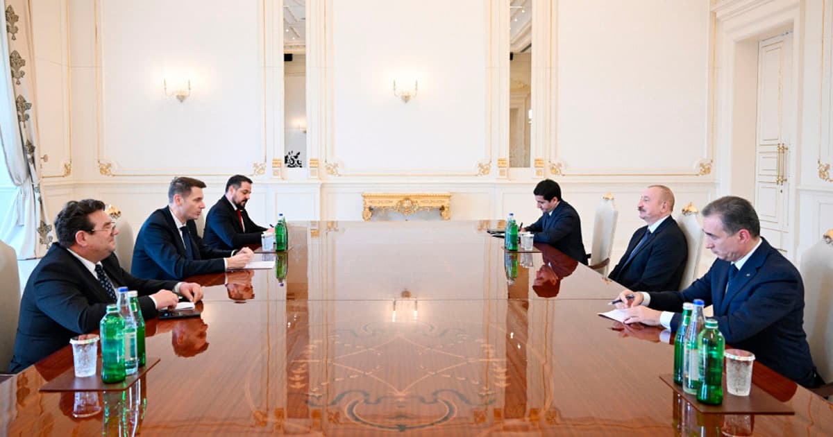 Prezident İlham Əliyev Rumıniya Parlamenti Senatının sədrini qəbul edib – FOTO Prezident İlham Əliyev Rumıniya Parlamenti Senatının sədrini qəbul edib – FOTO