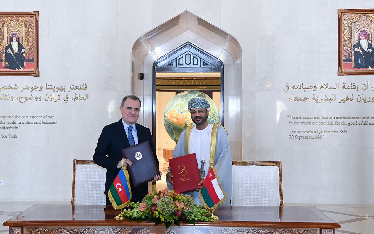 Azərbaycanla Oman bu şəxslər üçün vizanı ləğv etdi Azərbaycanla Oman bu şəxslər üçün vizanı ləğv etdi