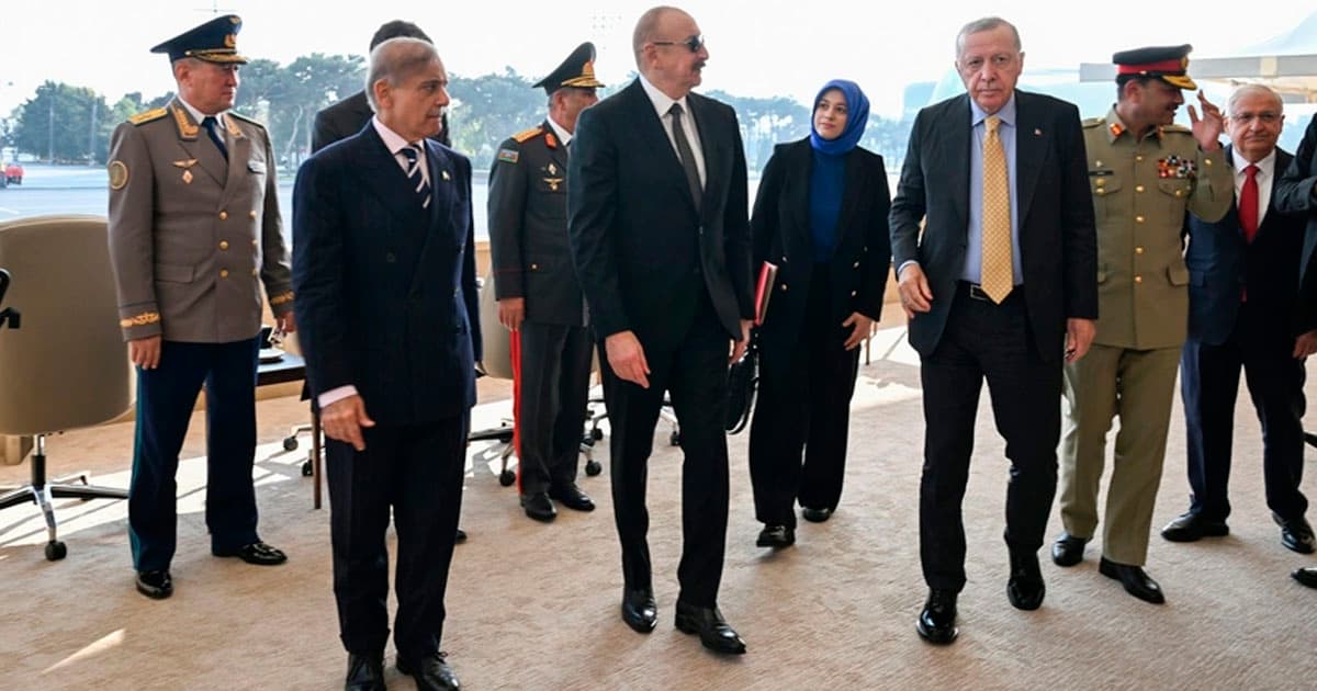 Hərbi parad Azərbaycan-Türkiyə-Pakistan həmrəyliyin nümayişi idi – RƏY Hərbi parad Azərbaycan-Türkiyə-Pakistan həmrəyliyin nümayişi idi – RƏY