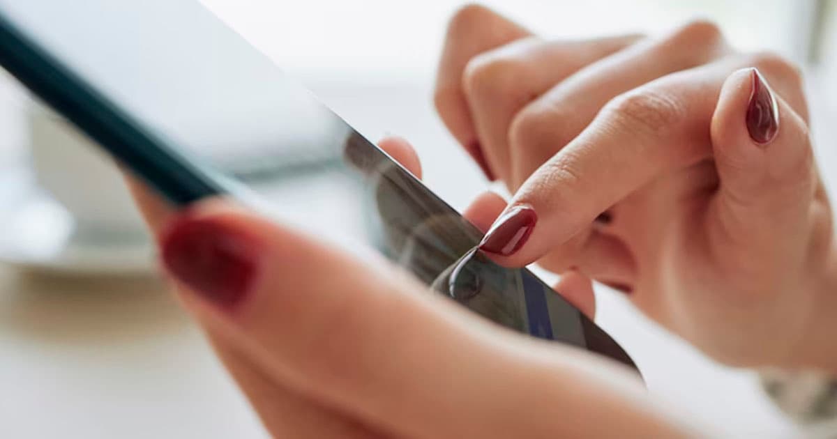 “iPhone” və “Android” sahiblərinin xarakteri nə ilə fərqlənir? – Alimlər açıqladı “iPhone” və “Android” sahiblərinin xarakteri nə ilə fərqlənir? – Alimlər açıqladı