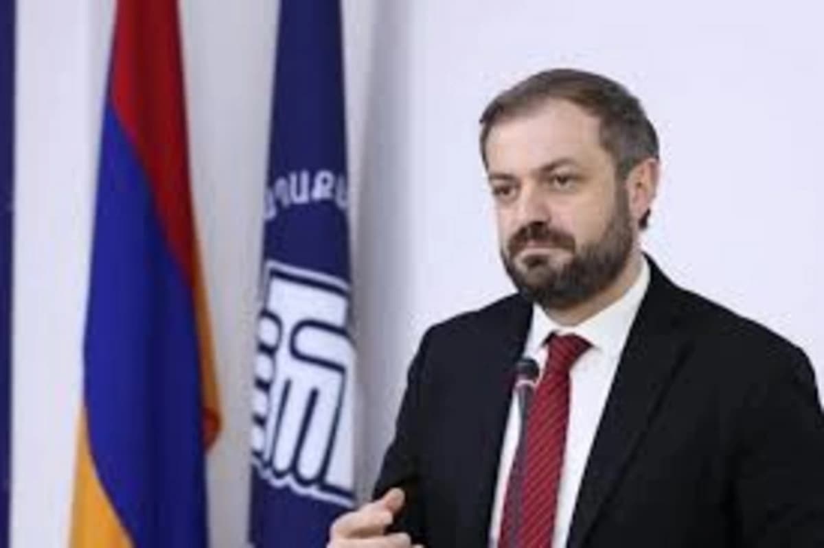 Azərbaycan vasitəsilə gətirilmiş buğdadan çörəyi ilk mən yeyəcəm – Erməni nazir Azərbaycan vasitəsilə gətirilmiş buğdadan çörəyi ilk mən yeyəcəm – Erməni nazir