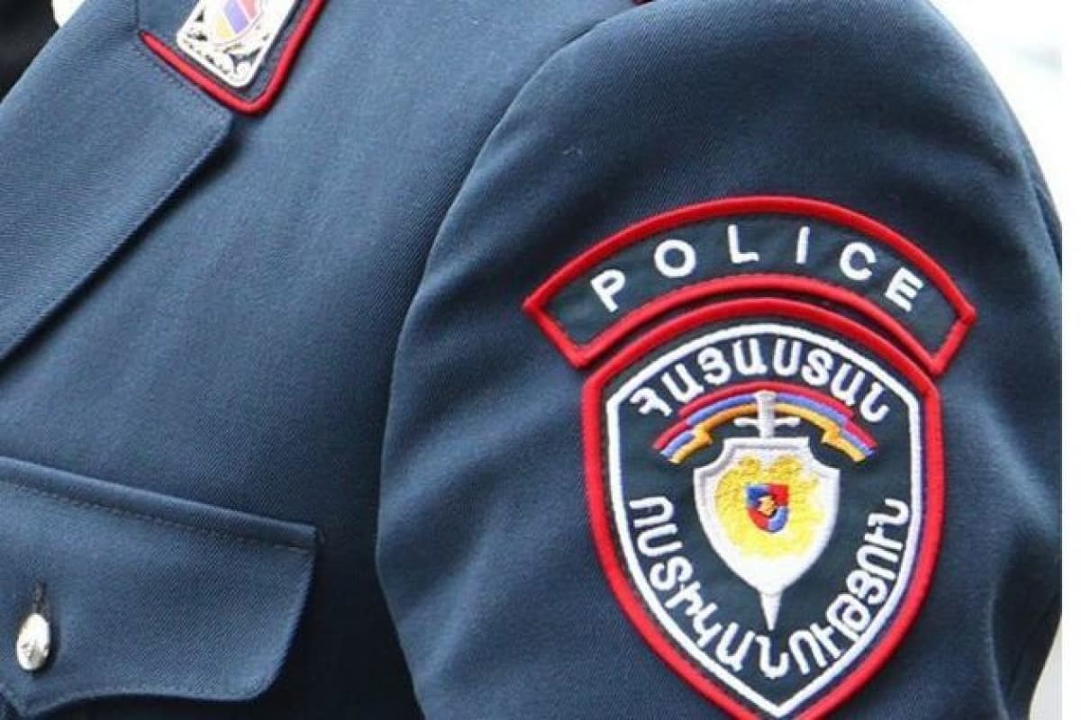 Təxribatçı “Wargonzo”nun jurnalistini Ermənistandan deportasiya edirlər Təxribatçı “Wargonzo”nun jurnalistini Ermənistandan deportasiya edirlər