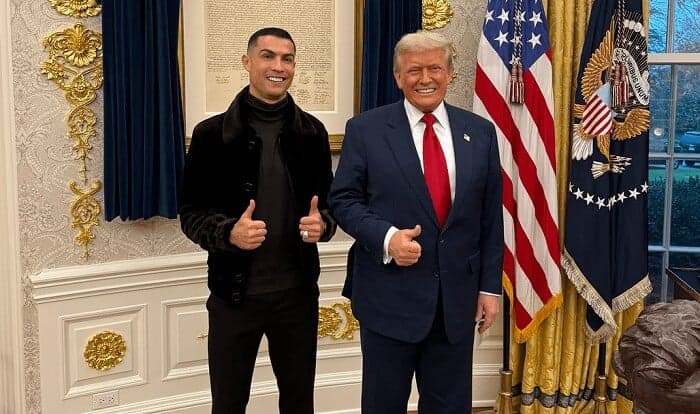 Tramp Ağ Evdə Ronaldo ilə “futbol oynadı” – VİDEO Tramp Ağ Evdə Ronaldo ilə “futbol oynadı” – VİDEO