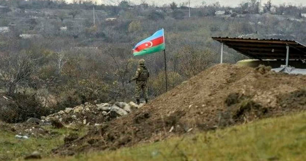 Ermənistan sərhəddə “qalalar” tikir: Azərbaycan üçün təhlükə varmı? Ermənistan sərhəddə “qalalar” tikir: Azərbaycan üçün təhlükə varmı?