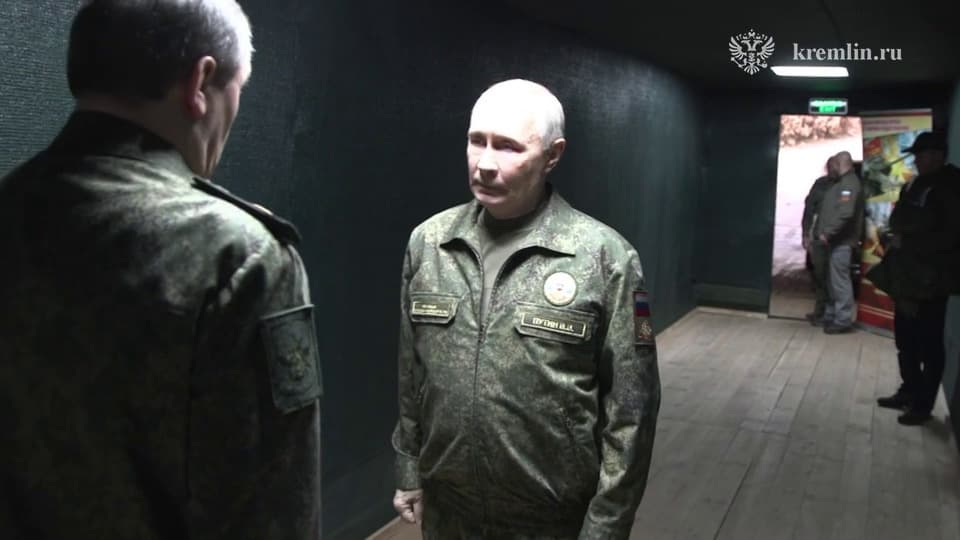 Putin “Qərb” qruplaşmasının komanda məntəqəsində: Nələr danışdı? – VİDEO Putin “Qərb” qruplaşmasının komanda məntəqəsində: Nələr danışdı? – VİDEO