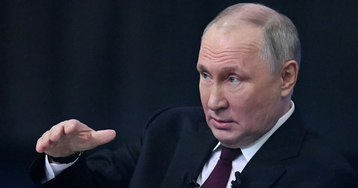 Putin cəbhədə MÖVCUD OLMAYAN şəhərdə “irəliləyişdən” danışdı – VİDEO Putin cəbhədə MÖVCUD OLMAYAN şəhərdə “irəliləyişdən” danışdı – VİDEO