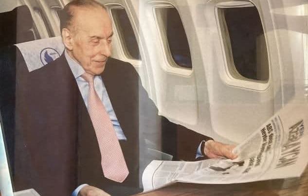 “Azərbaycan” qəzetinin Ulu Öndərlə bağlı bu saxtakarlığı ŞOK ETDİ – FOTO “Azərbaycan” qəzetinin Ulu Öndərlə bağlı bu saxtakarlığı ŞOK ETDİ – FOTO