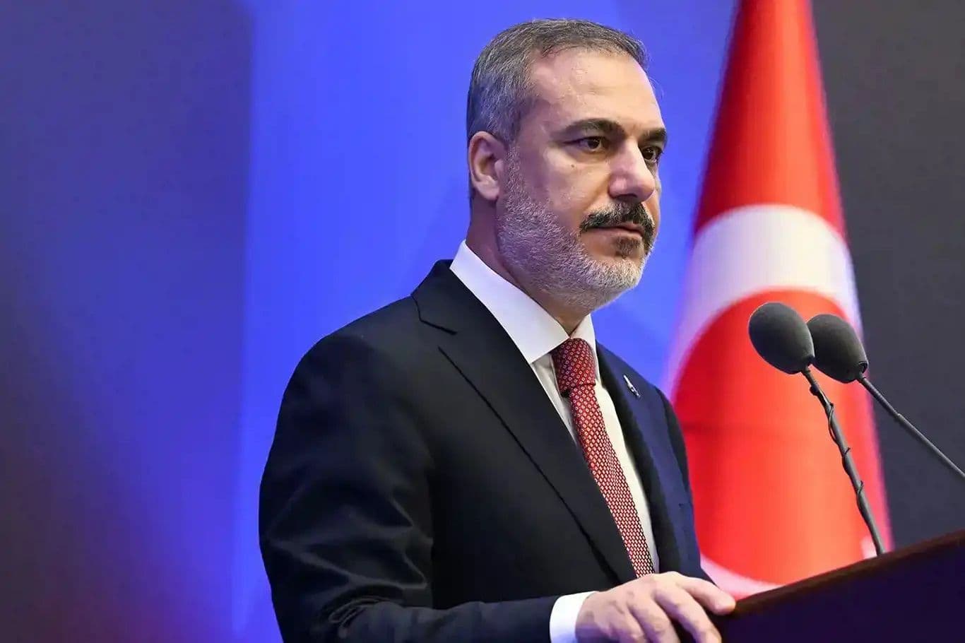 Fidan Ukraynada müharibəyə son qoymağın yeganə real yolunu açıqladı Fidan Ukraynada müharibəyə son qoymağın yeganə real yolunu açıqladı