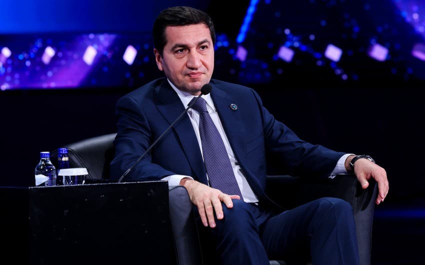 Hikmət Hacıyev: “Biz anladıq ki, ABŞ buna tam sadiqdir” – VİDEO Hikmət Hacıyev: “Biz anladıq ki, ABŞ buna tam sadiqdir” – VİDEO