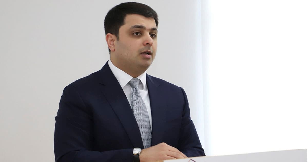 İcra başçısının plaşının qiyməti məlum oldu – VİDEO İcra başçısının plaşının qiyməti məlum oldu – VİDEO