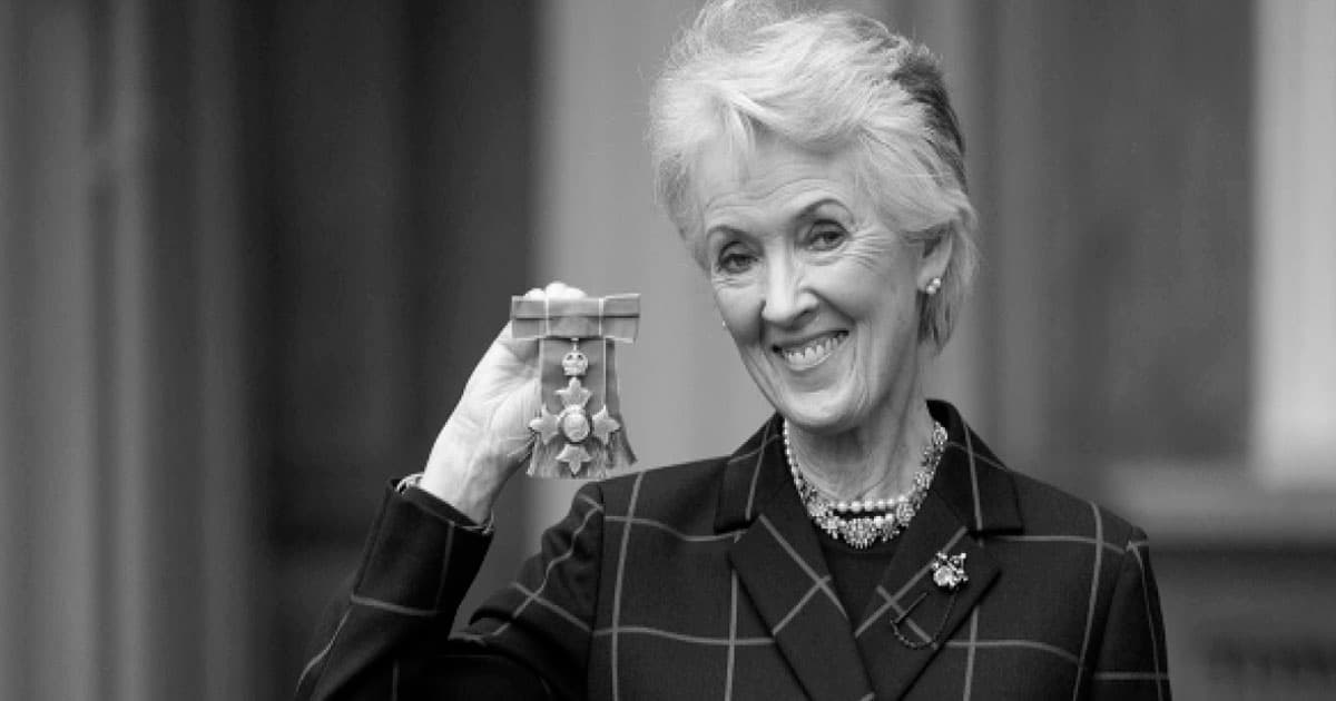 Britaniyalı yazıçı Joanna Trollop vəfat edib Britaniyalı yazıçı Joanna Trollop vəfat edib
