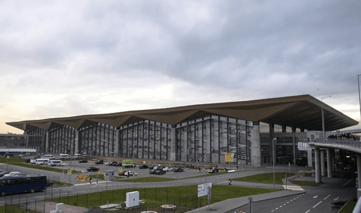 Moskvanın bu hava limanları bağlandı Moskvanın bu hava limanları bağlandı