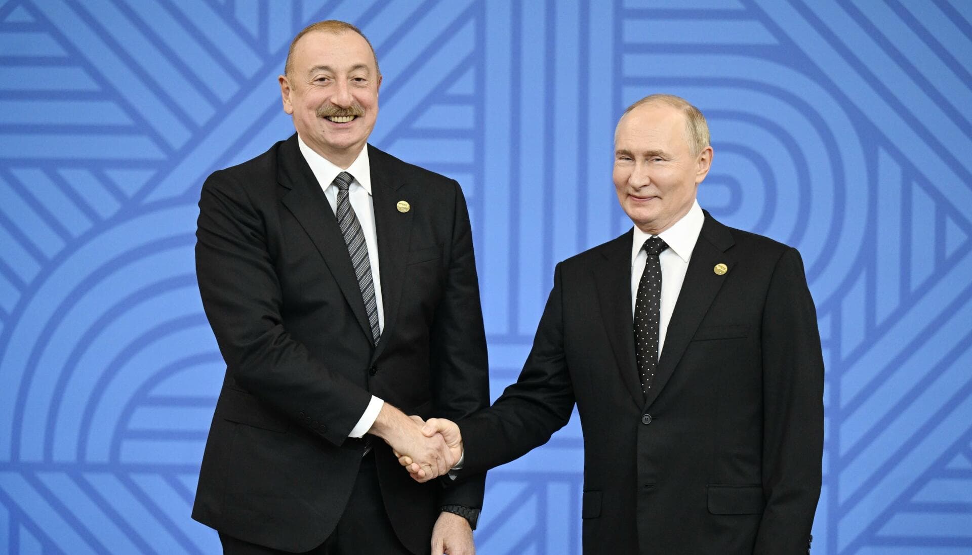 Putin İlham Əliyevi təbrik etdi Putin İlham Əliyevi təbrik etdi