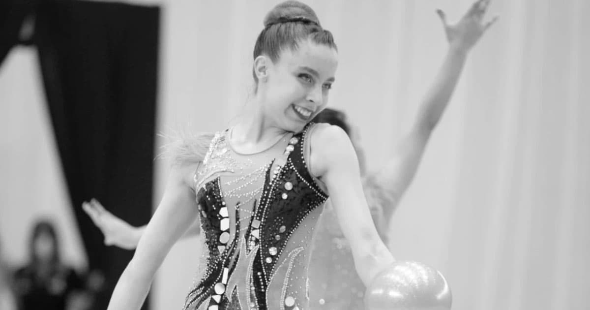 18 yaşlı gimnast vəfat etdi 18 yaşlı gimnast vəfat etdi