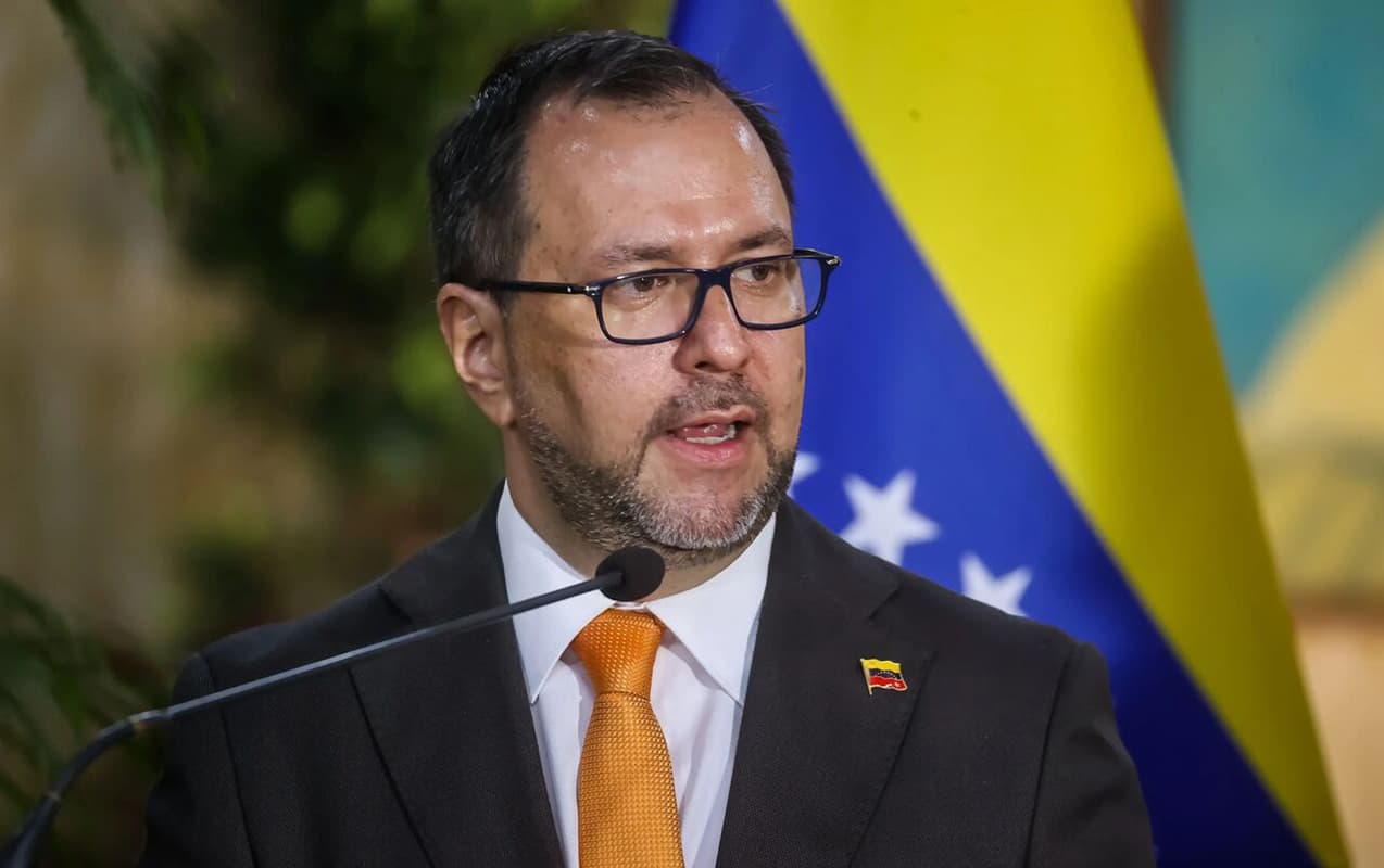 Venesuelada səfərbərlik elan olundu Venesuelada səfərbərlik elan olundu