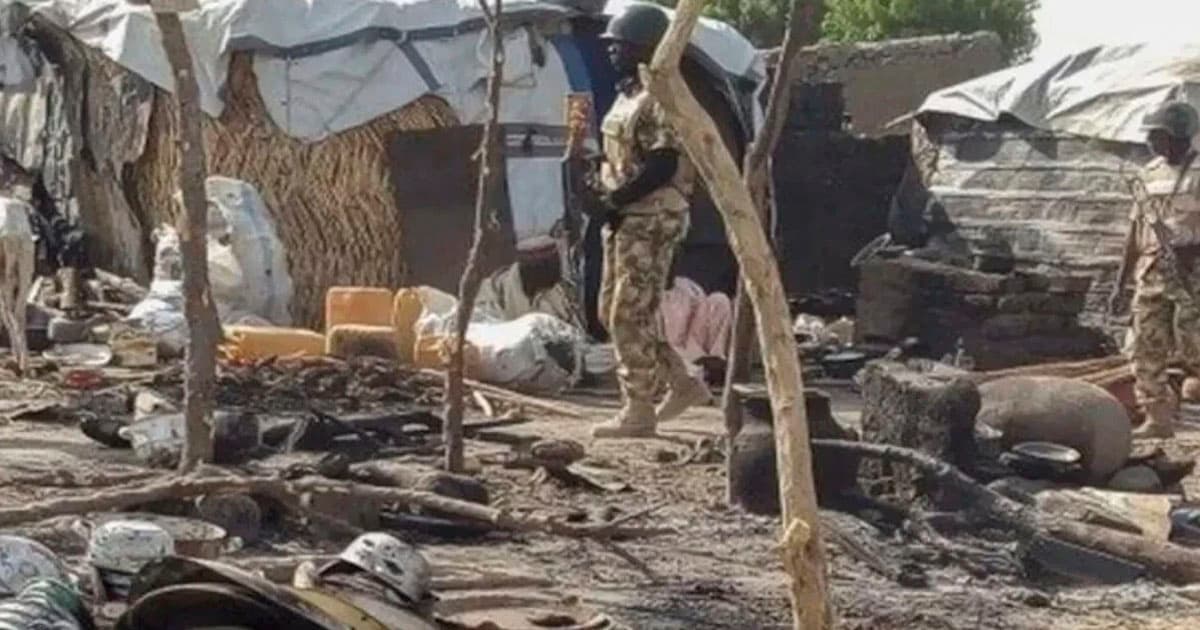 Nigeriyada silahlılar 37 nəfəri qətlə yetirib Nigeriyada silahlılar 37 nəfəri qətlə yetirib