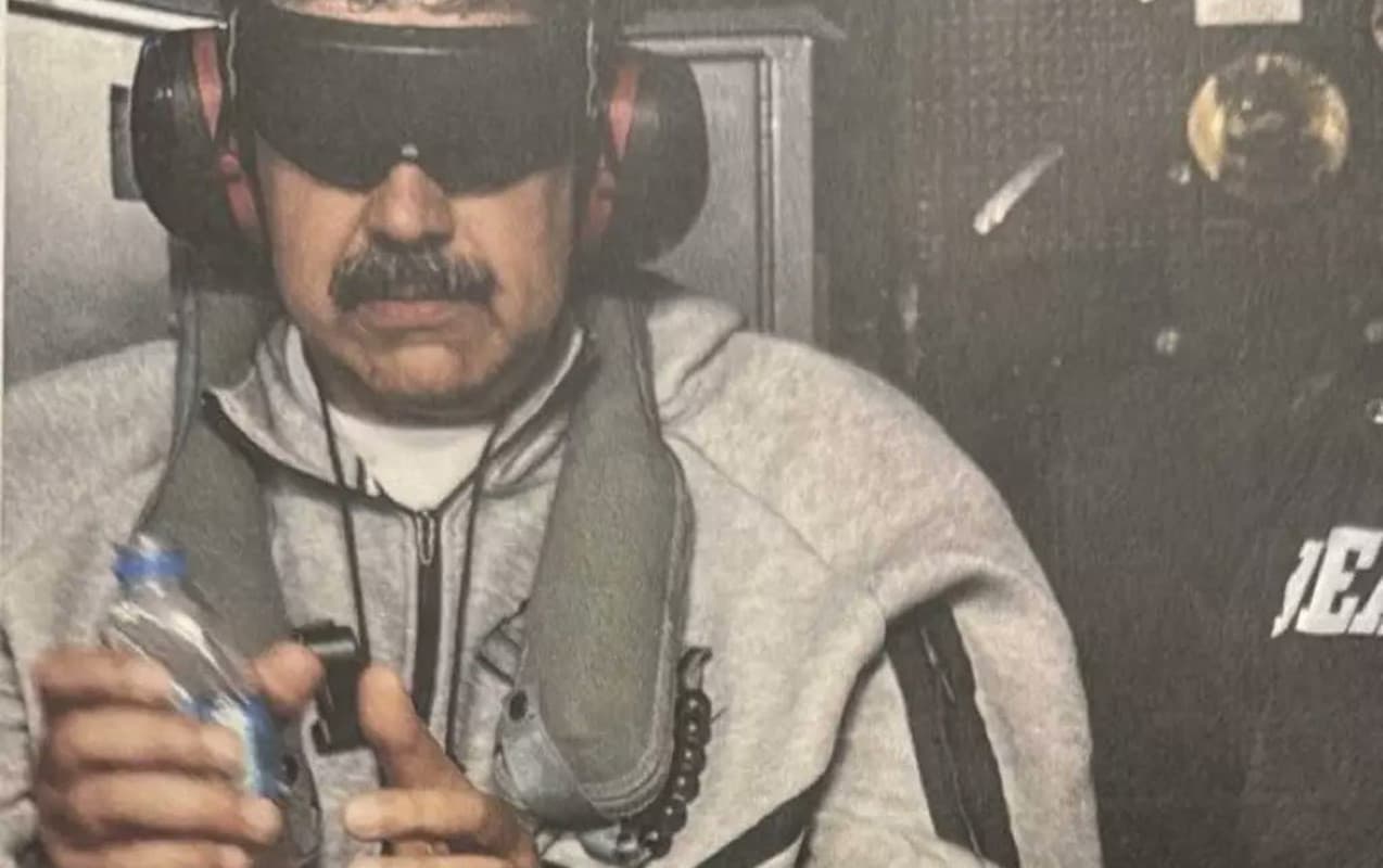 Maduronun tutulanda əynində olan idman geyimi satış rekordu qırdı – Fotolar Maduronun tutulanda əynində olan idman geyimi satış rekordu qırdı – Fotolar